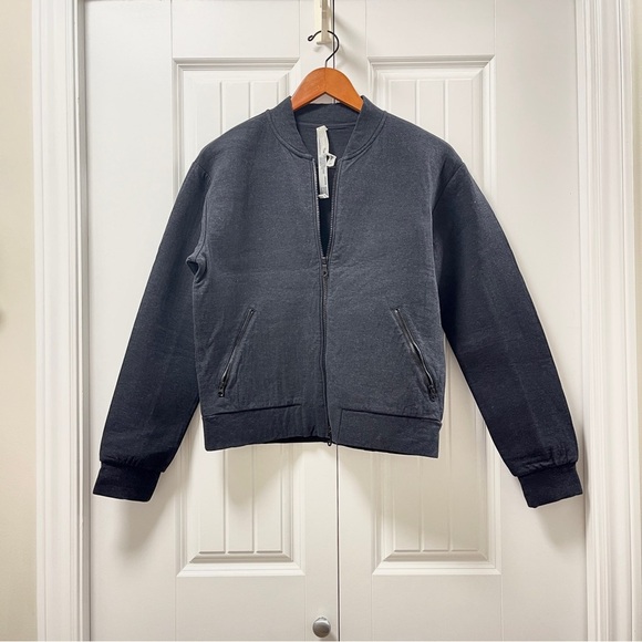 NWOT Aritzia The Constant Della Bomber Active Jacket  - S - Picture 1 of 14